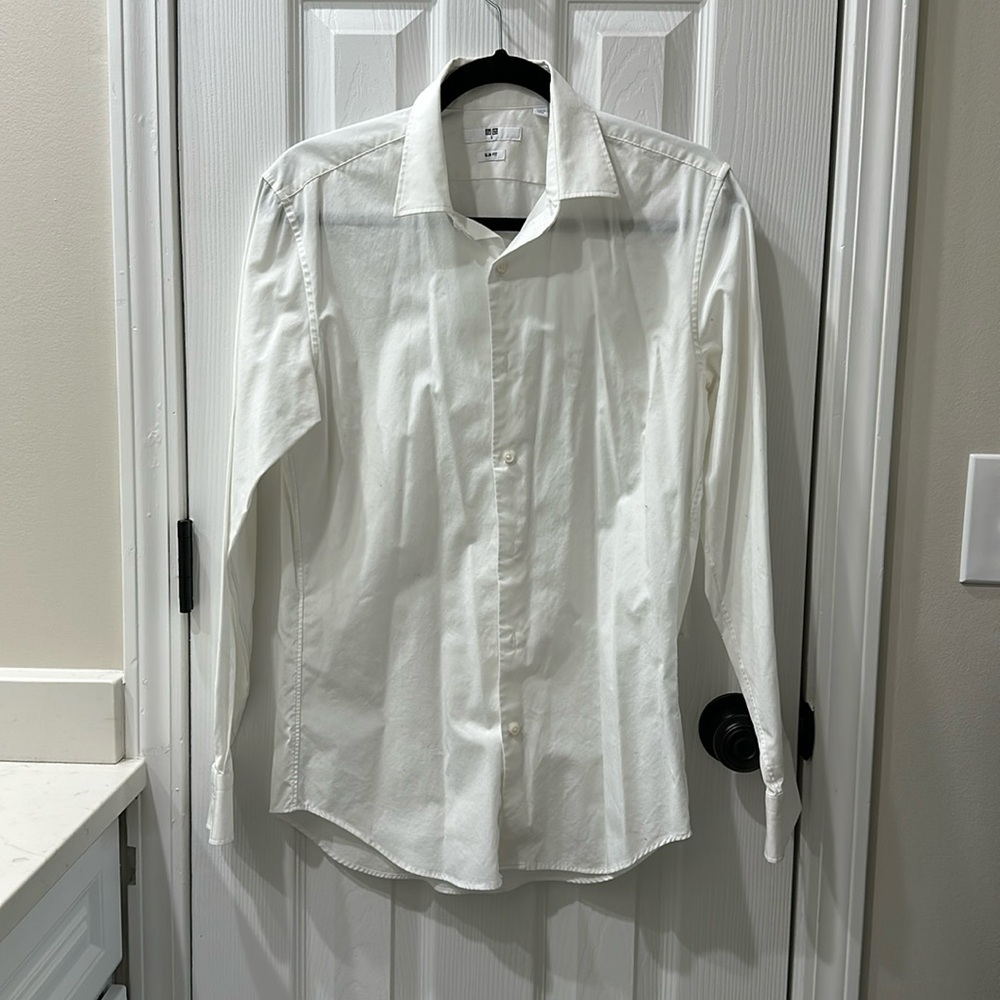 Men’s White Uniqlo Dress Shirt Size Small